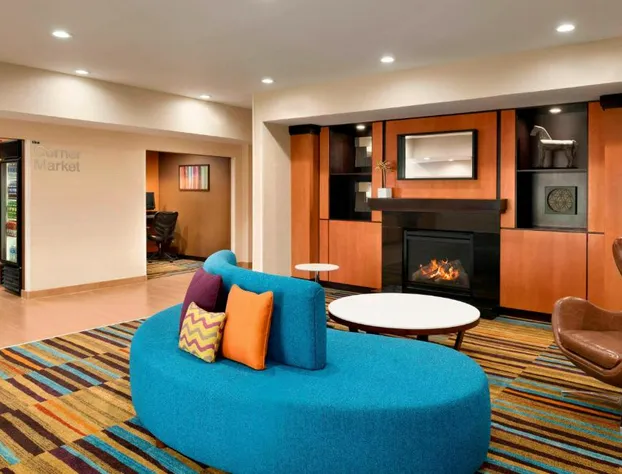 Fairfield Inn & Suites Hartford Manchester hotel detail image 1