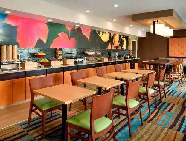 Fairfield Inn & Suites Hartford Manchester hotel detail image 4