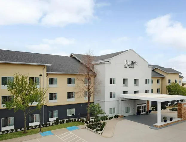Fairfield Inn and Suites by Marriott Denton hotel detail image 1