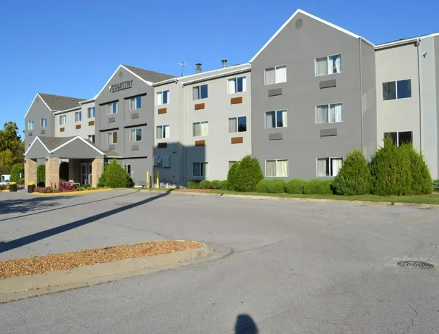 Country Inn & Suites by Radisson, Fairview Heights, IL hotel detail image 4