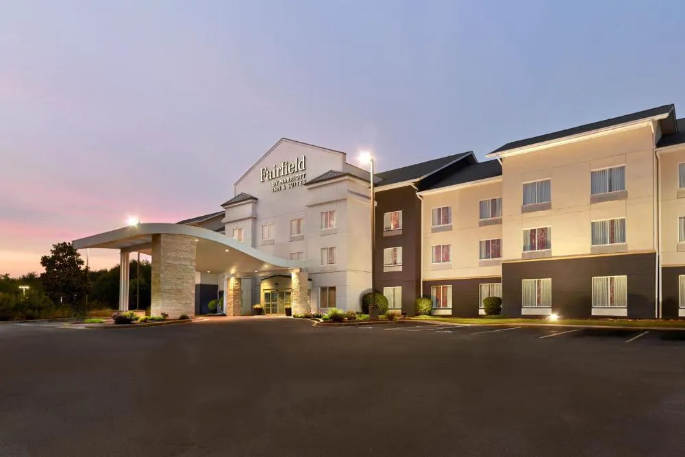 Fairfield Inn & Suites by Marriott Anderson Clemson hotel hero