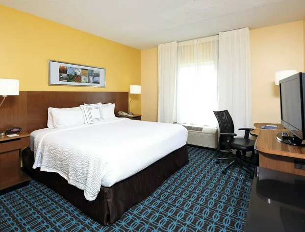 Fairfield Inn & Suites Newark Liberty International Airport hotel detail image 4