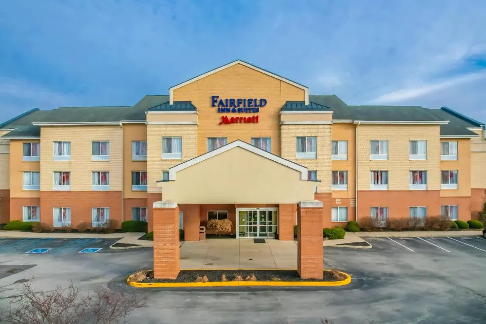 Fairfield Inn & Suites by Marriott Indianapolis Noblesville hotel hero