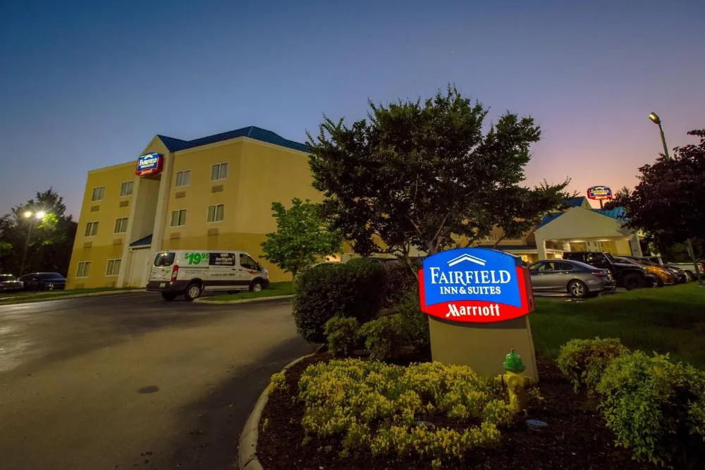 Fairfield Inn & Suites by Marriott Knoxville/East hotel hero