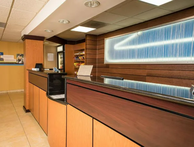 Fairfield Inn & Suites by Marriott Knoxville/East hotel detail image 1