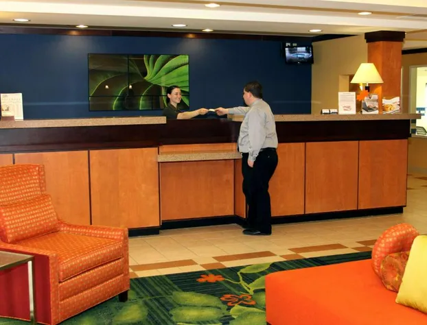 Fairfield Inn and Suites by Marriott Marion hotel detail image 3