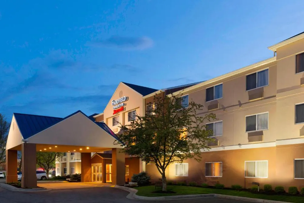 Fairfield Inn & Suites Grand Rapids hotel hero