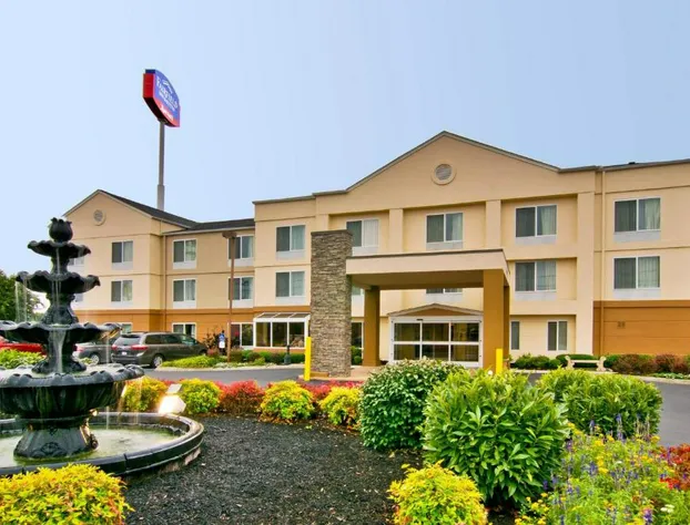 Fairfield Inn by Marriott Clarksville hotel detail image 1