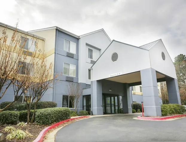 Quality Inn & Suites hotel detail image 2