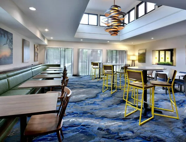 Fairfield Inn & Suites by Marriott Charlottesville North hotel detail image 2