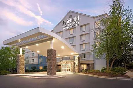 Fairfield Inn by Marriott Raleigh Airport/RTP hotel detail image 2