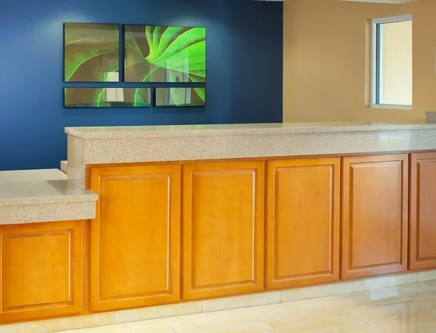 Country Inn & Suites by Radisson, Fayetteville I-95, NC hotel detail image 2