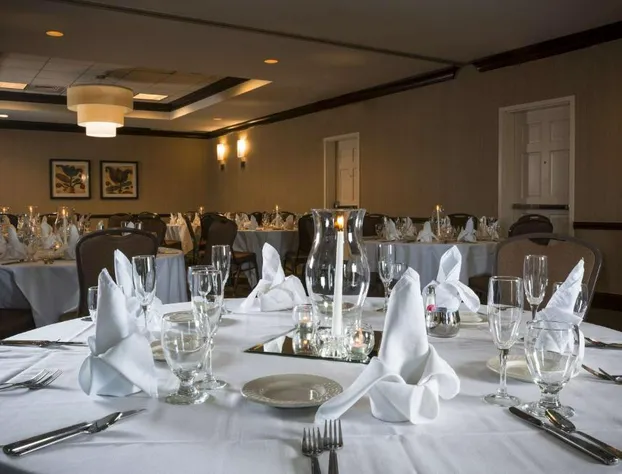 Hilton Garden Inn Hampton Coliseum Central hotel detail image 4