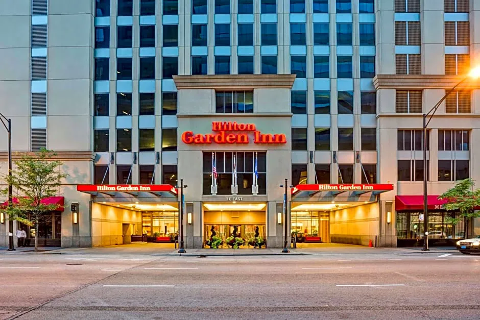 Hilton Garden Inn Chicago Downtown/Magnificent Mile hotel hero