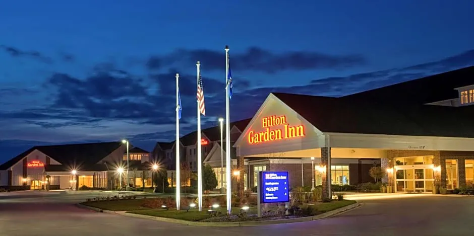 Hilton Garden Inn Milwaukee Northwest Conference Center hotel hero
