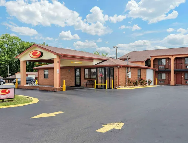Econo Lodge Nashville North hotel detail image 1