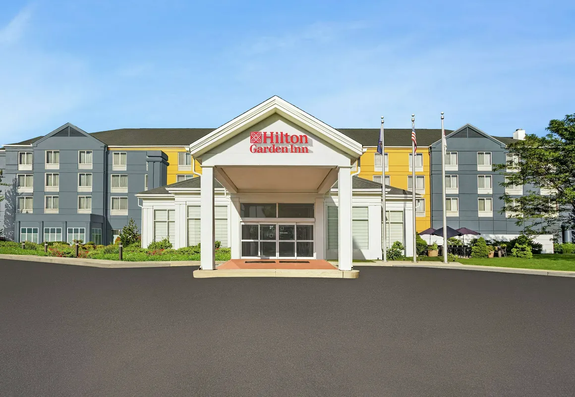 Hilton Garden Inn Allentown Bethlehem Airport hotel hero