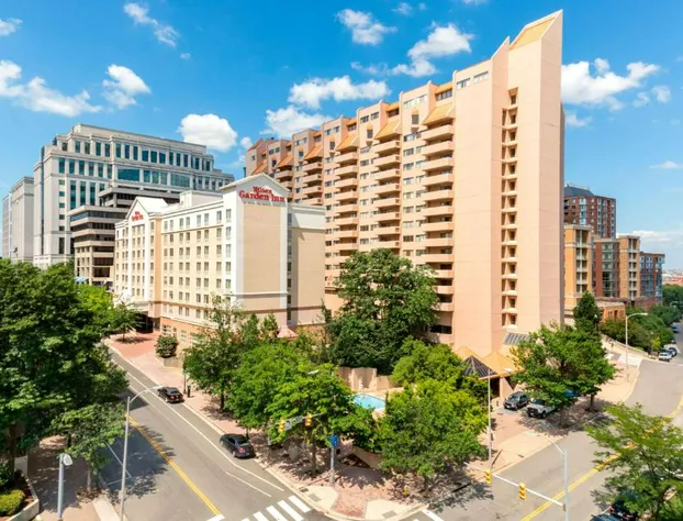 Hilton Garden Inn Arlington/Courthouse Plaza hotel detail image 1