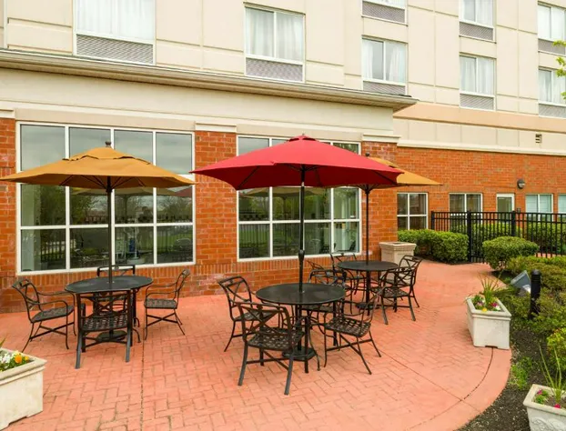 Hilton Garden Inn Edison/Raritan Center hotel detail image 3