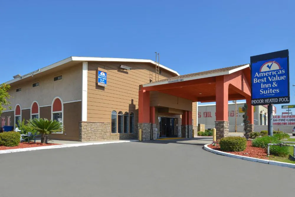 Americas Best Value Inn & Suites Bakersfield E hotel hero