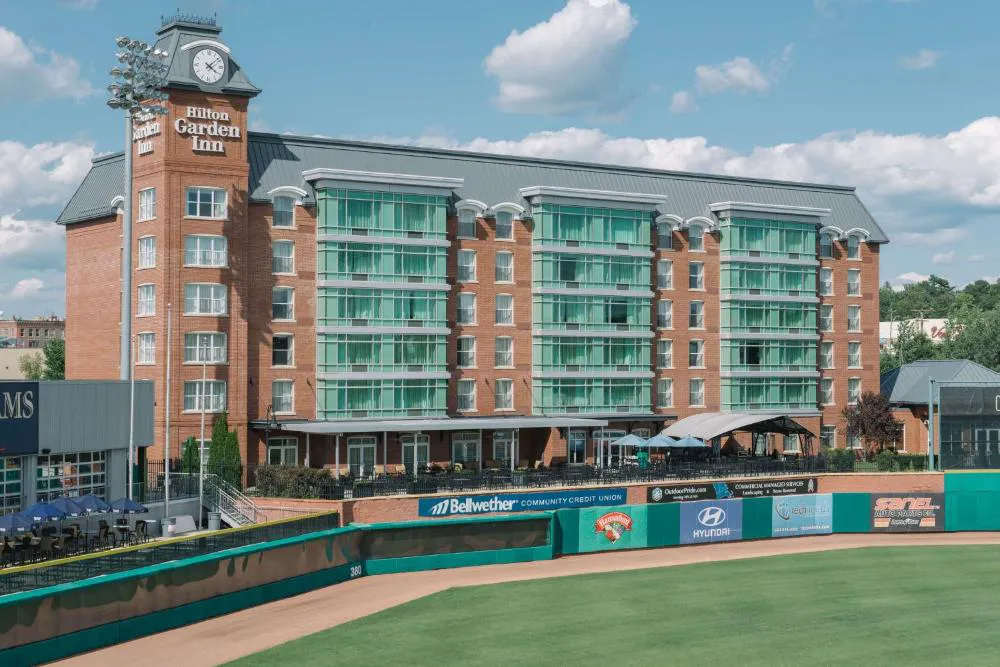 Hilton Garden Inn Manchester Downtown hotel hero