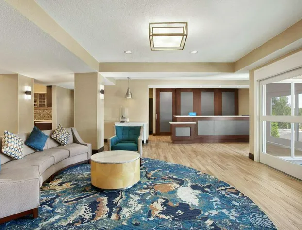 Homewood Suites by Hilton Kansas City-Airport hotel detail image 2