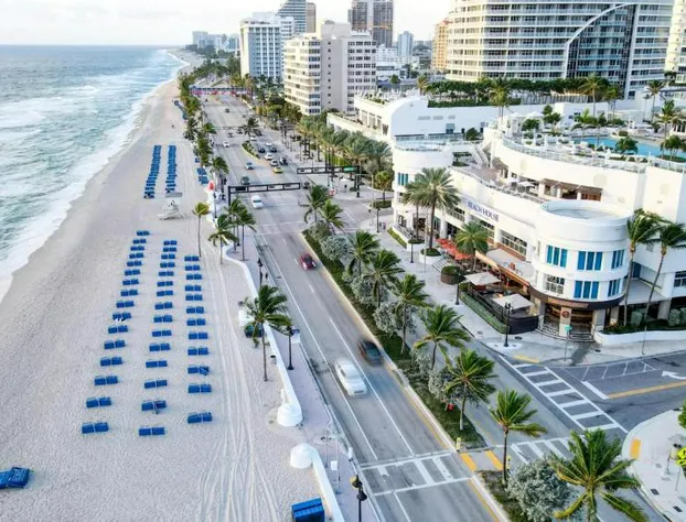Beach House Fort Lauderdale, a Hilton Resort hotel detail image 2