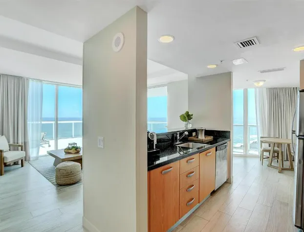 Beach House Fort Lauderdale, a Hilton Resort hotel detail image 1