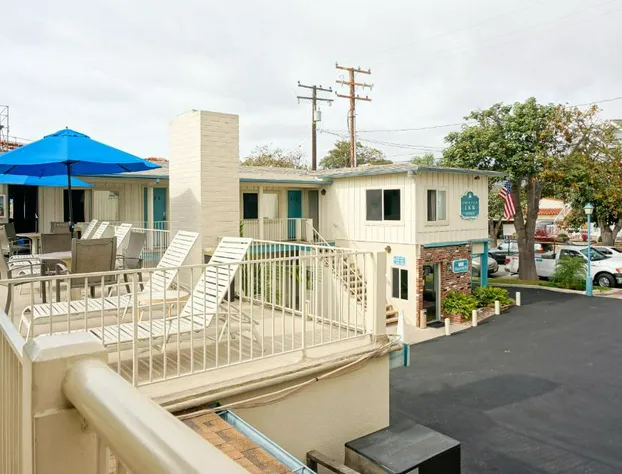 Cabrillo Inn at the Beach hotel detail image 3