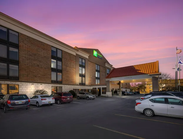Holiday Inn Express Crestwood by IHG hotel detail image 2