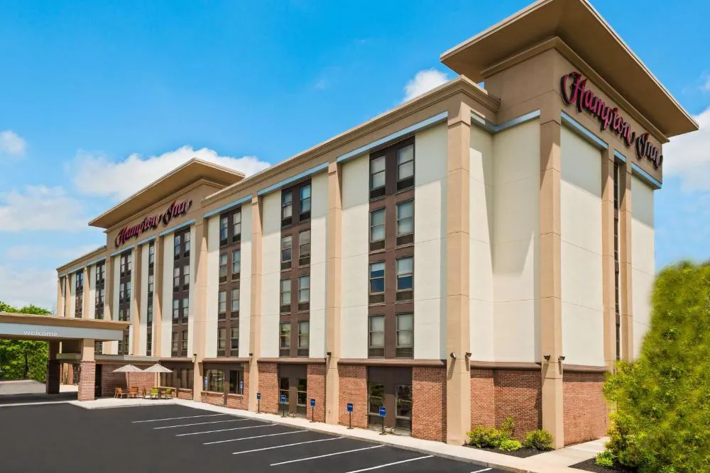 Hampton Inn Boston/Marlborough hotel hero