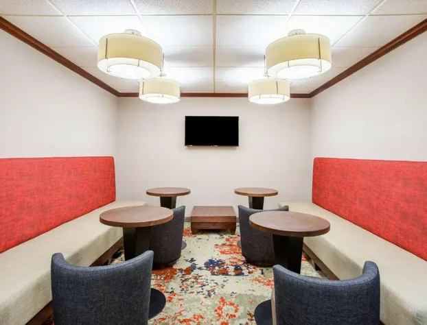 Hampton Inn Boston/Marlborough hotel detail image 4