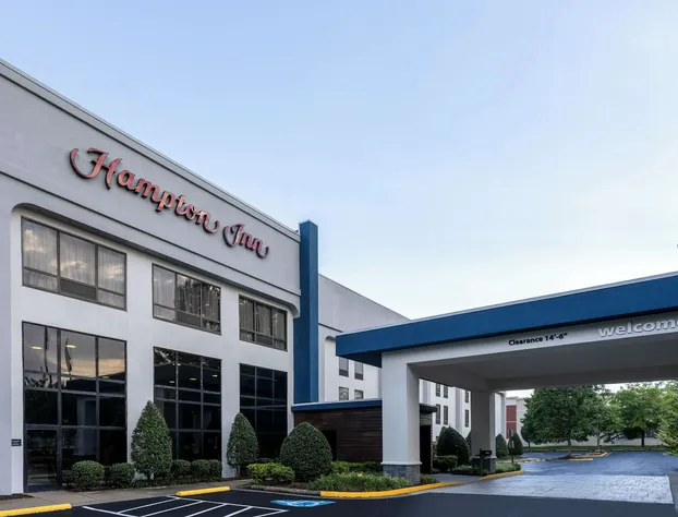 Hampton Inn Richmond-Southwest-Hull Street hotel detail image 1