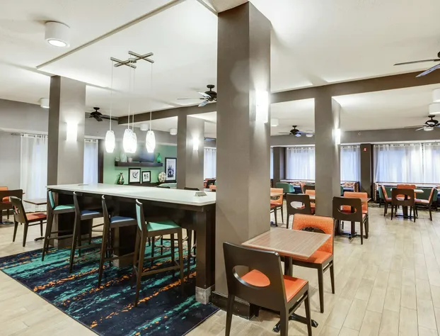 Hampton Inn Orlando International Drive/Convention Center hotel detail image 3