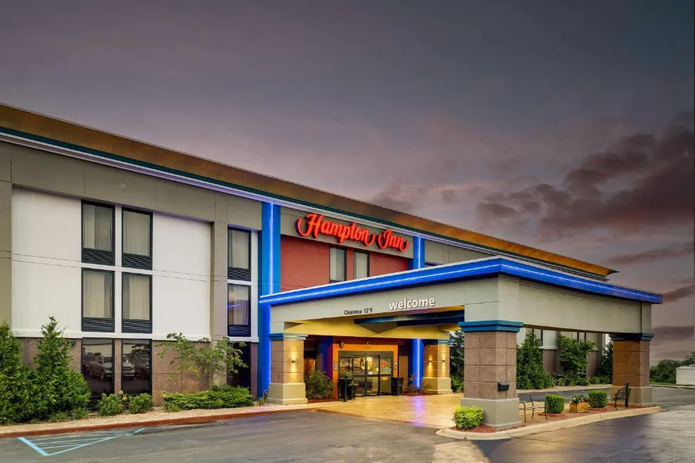 Hampton Inn Rolla hotel hero