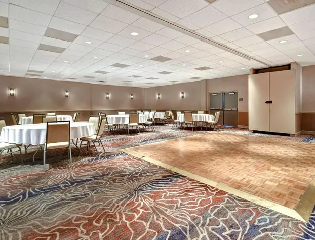 Hampton Inn & Suites Alexandria Old Town Area South hotel detail image 3