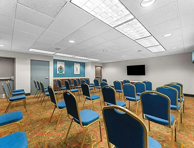 Hampton Inn Stroudsburg/Poconos hotel detail image 3