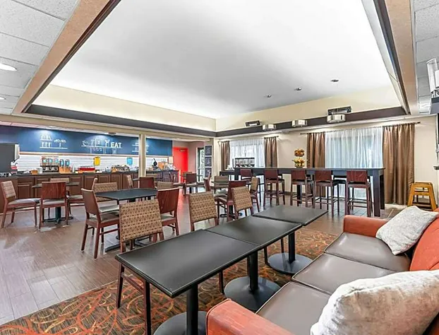 Hampton Inn Stroudsburg/Poconos hotel detail image 4