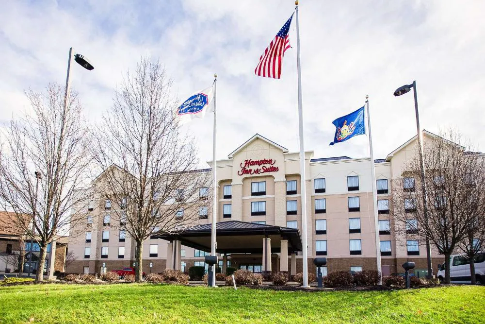 Hampton Inn & Suites Blairsville hotel hero