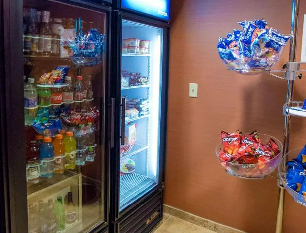 Hampton Inn & Suites Blairsville hotel detail image 4