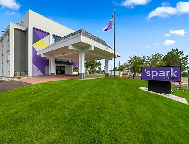 Spark by Hilton Colorado Springs I 25 Central hotel detail image 2