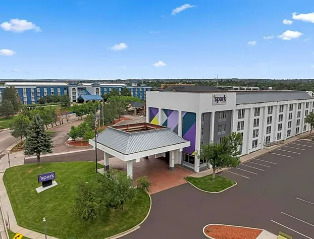 Spark by Hilton Colorado Springs I 25 Central hotel detail image 3