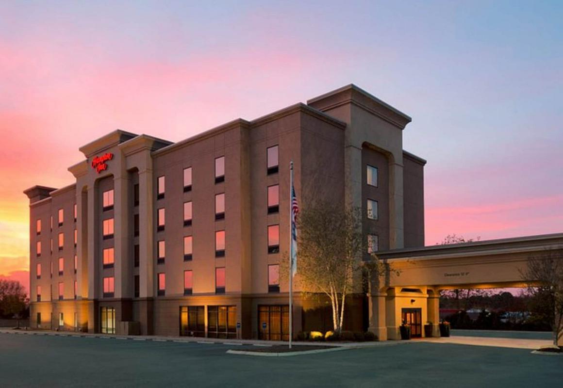 Hampton Inn Knoxville East hotel hero