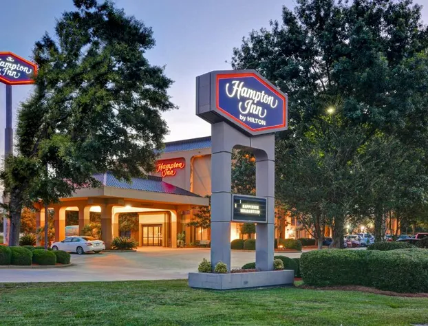 Hampton Inn Columbia-I-26 Airport hotel detail image 1