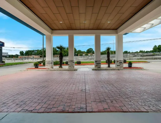 Hampton Inn Columbia-I-26 Airport hotel detail image 4