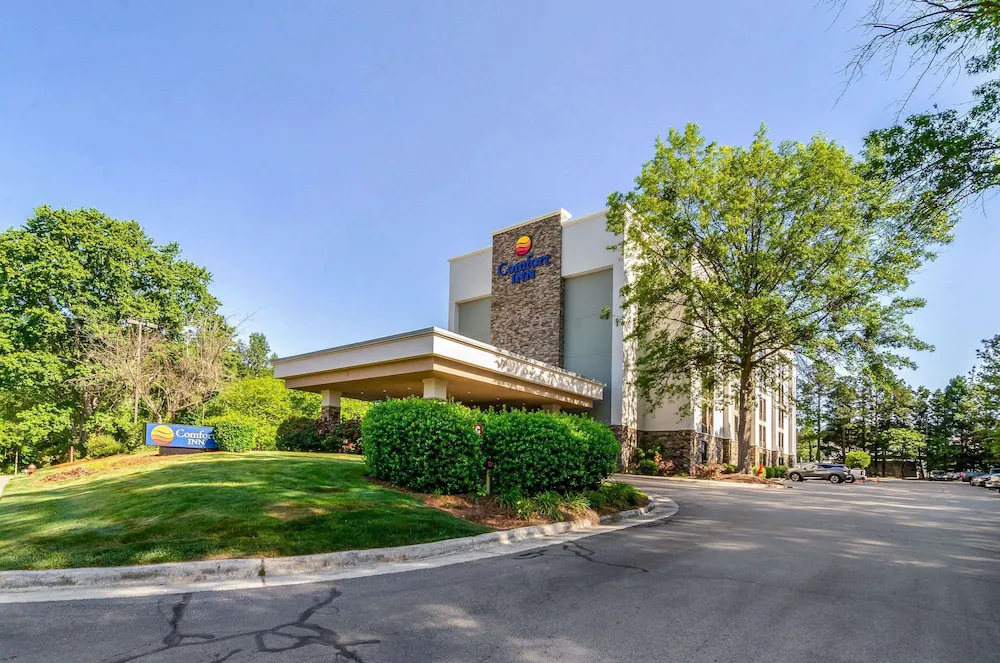 Comfort Inn Raleigh Midtown hotel hero
