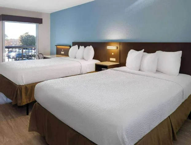 Studio 6 Suites Jacksonville, NC hotel detail image 4