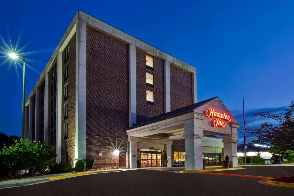 Hampton Inn College Park hotel hero