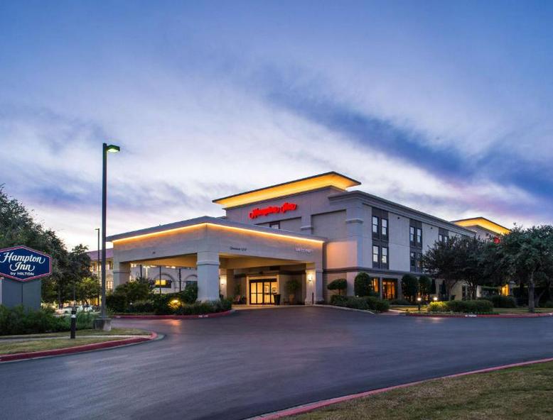 Hampton Inn San Antonio Stone Oak hotel detail image 1