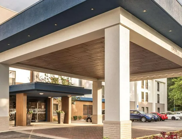 Hampton Inn Waldorf hotel detail image 2